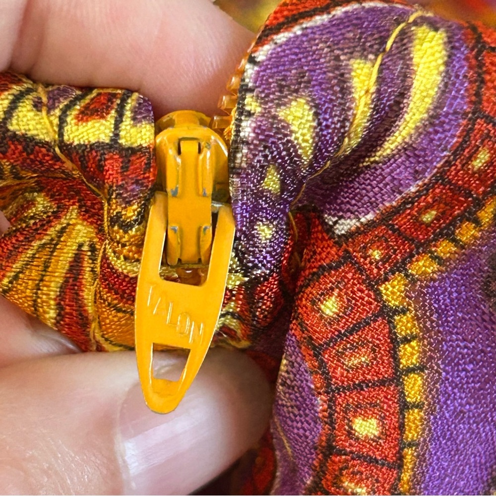 Vintage 70s orange and purple point collar minidress - Picture 6 of 7